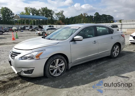 2015 Nissan Altima 2.5 from USA, damaged, VIN 1N4AL3AP2FC246649